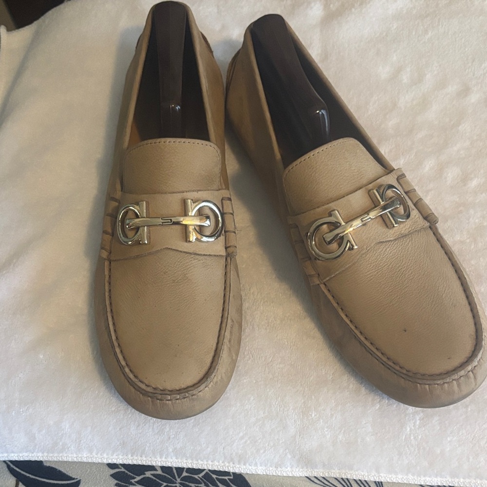 Salvatore Ferragamo Beige Loafers with Gold Accent